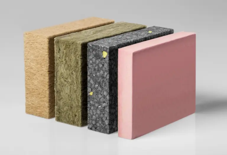  Overzicht van de isolatiematerialen van Sto: de 5 isolatiesystemen naast elkaar, zoals houtvezel, steenwol, enz.